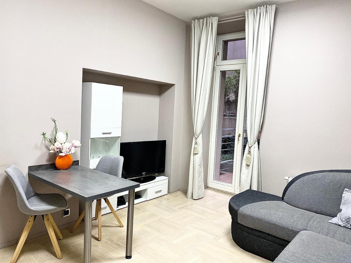 Exclusive Apartment + Best Located Prága Kültér fotó