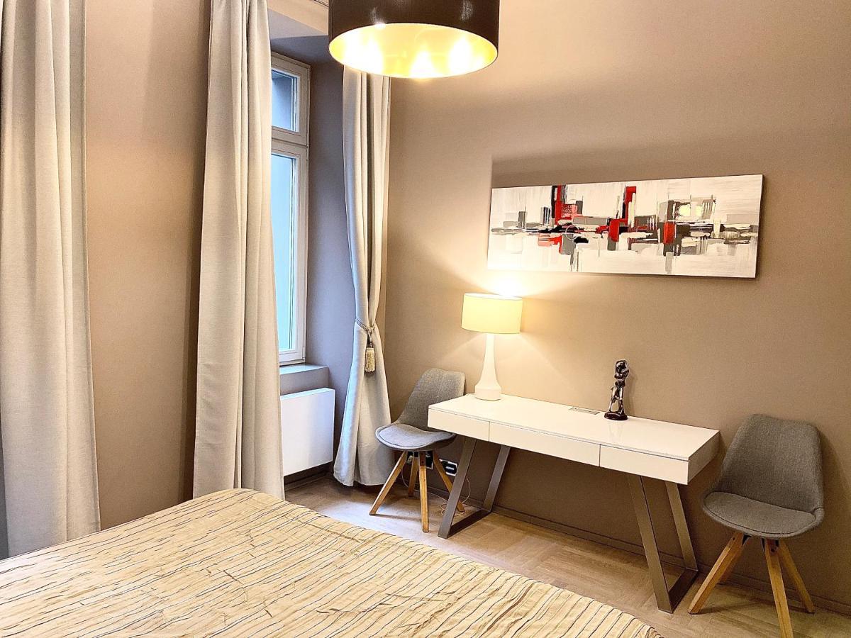 Exclusive Apartment + Best Located Prága Kültér fotó