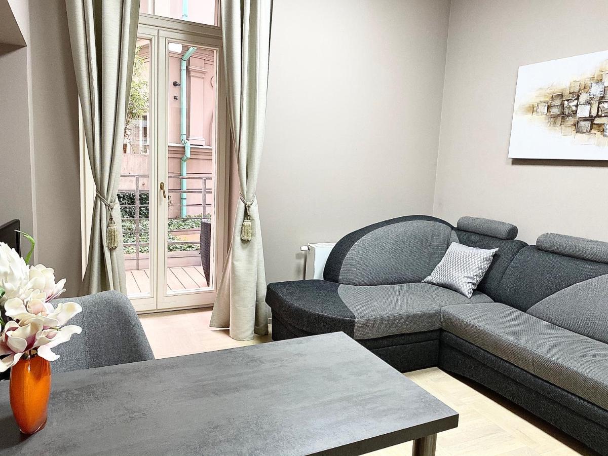 Exclusive Apartment + Best Located Prága Kültér fotó